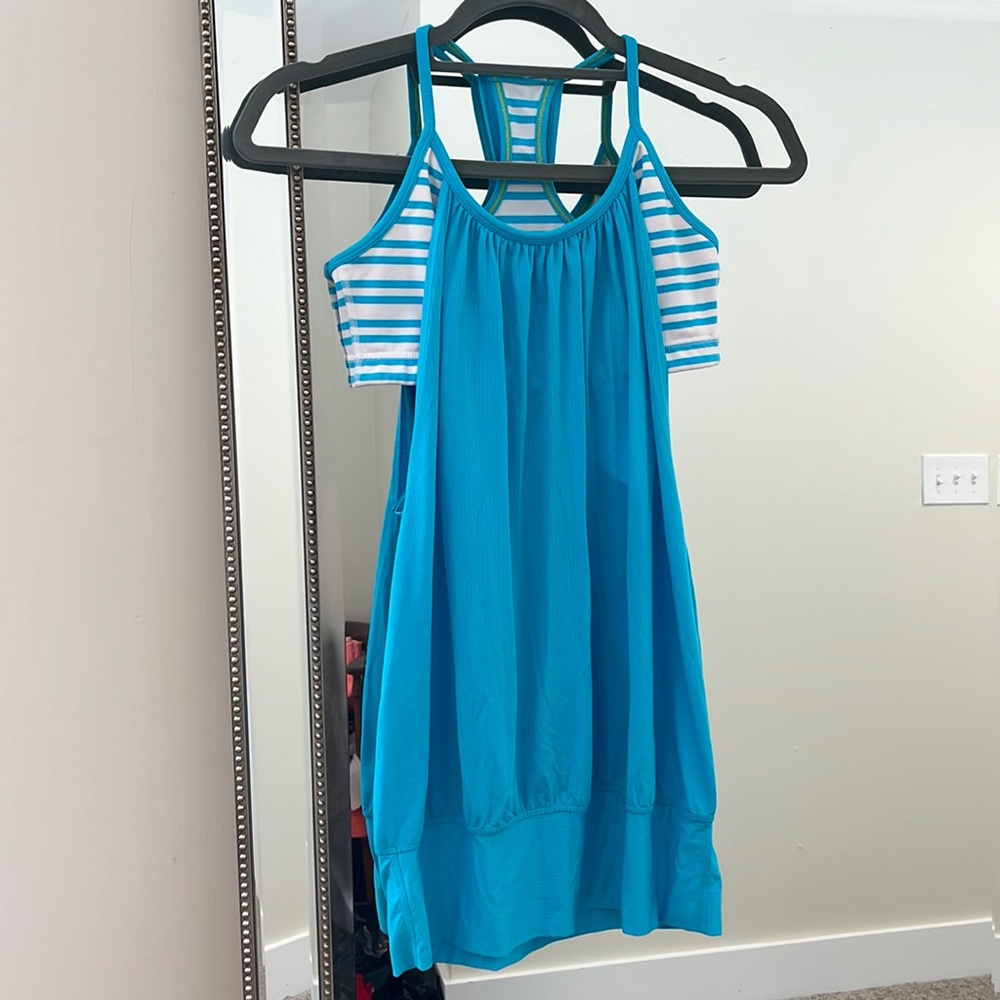 Lulu Lemon Tank with built in bra